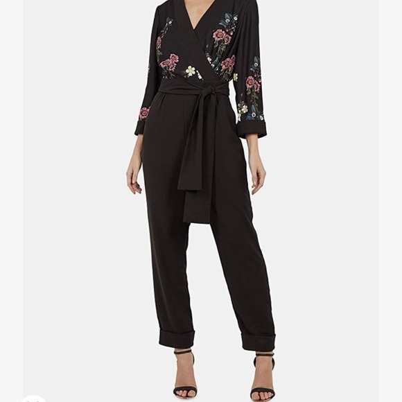 Ted Baker
ELEAANN Oracle Turn Up Hem Jumpsuit - Picture 5 of 11